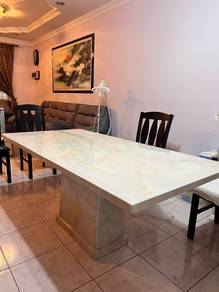 Marbel Dining Table