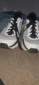 Sketchers sport shoe