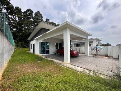 Semi-Detached House For Sale in Dengkil,SGR