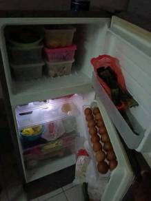 aircond peti ais mesin basuh