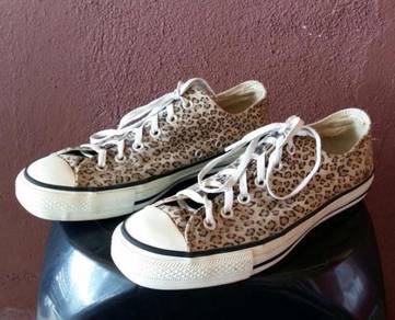 VINTAGE VELVET LEOPARD 80s CONVERSE MADE IN JAPAN