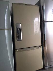 National Medium 2 doors fridge Peti Sejuk Ais