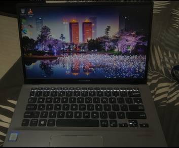 ASUS VivoBook X412UA Laptop