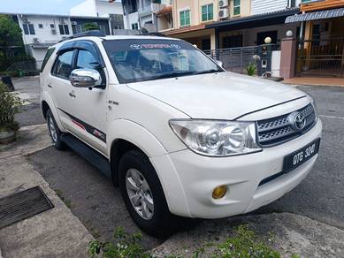 Toyota Fortuner V in Kota Kinabalu, SBH