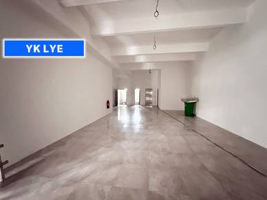 Shop lot For Rent in Bayan Baru,PNG