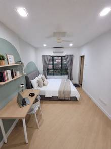 Room in Solaris Dutamas, KUL