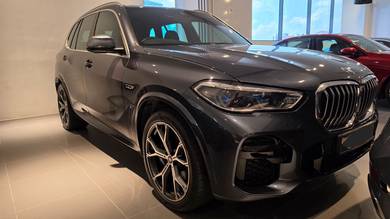 BMW X5 xDRIVE45e M SPORT in Chan Sow Lin, KUL