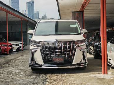 Toyota Alphard SC in Kampung Baru, KUL