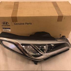 Hyundai Sonata LF original headlamp (RH)