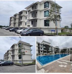 Townhouse Condo For Sale in The Meadow Park @ Kampar