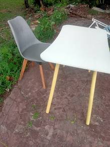 meja free kerusi 