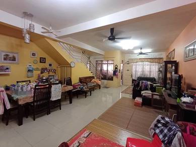 Terraced House For Sale in Mantin,NSN