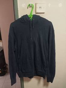 uniqlo hoodie