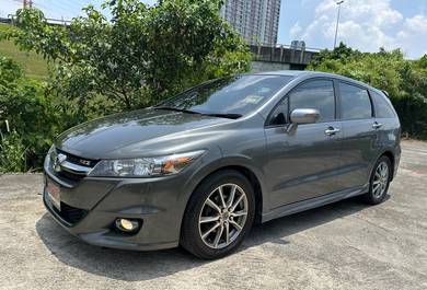 Honda Stream i-VTEC RSZ in Salak Selatan, KUL