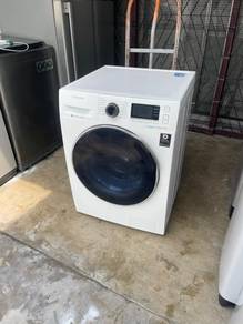 Samsung 2in1 front load hot washer with dryer 8/6k