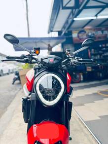 Ducati Monster 937