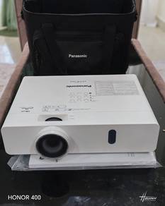 Projector high spec