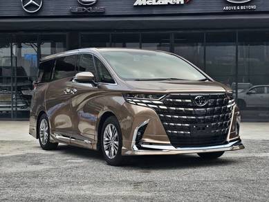 Toyota Alphard Z in Taman Tun Dr Ismail, KUL