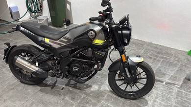 Benelli Leoncino 250