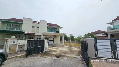 Semi-Detached House For Sale in Puncak Alam,SGR