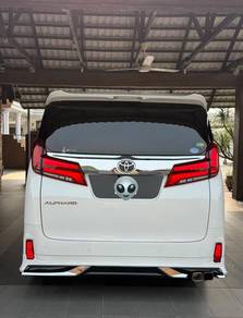 Toyota Alphard in Ipoh, PRK