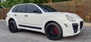 2004 Porsche Cayenne Turbo TURBO