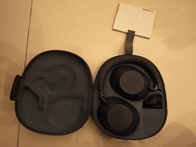 Sony WH-1000XM6 Headphone  (Super New Model )