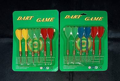 2 PACK OF DARTS Set