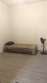 Room in Rawang, SGR