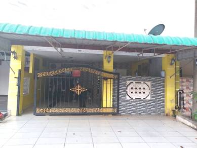 1-storey Terraced House For Sale in Ayer Molek,MLK