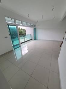 Condominium For Rent in D'Suites Condominium @ Horizon Hills