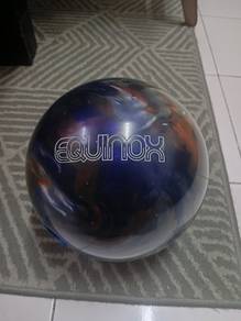 Bowling ball storm equinox pearl Coverstock 15lb