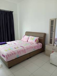 Condominium For Rent in One Imperial