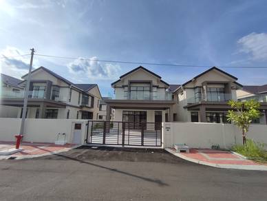 Semi-Detached House For Sale in Ipoh,PRK