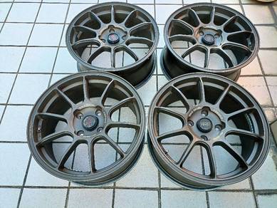 Sport Rim 17 Inci Rays ZE40 PCD 114 Proton Nissan