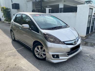 Honda Jazz Hybrid (HYBRID) in Kajang, SGR