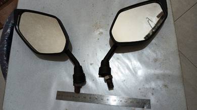 1 Pair of Used small side mirrors 