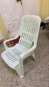 used plastic chair