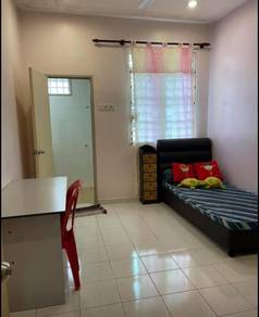Room in Kulim, KDH