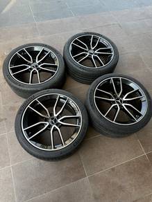 Mercedes AMG 18” Rim + Michelin Pilot Sport 4
