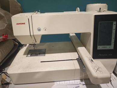 Janome MC 500E with embroidery app(original)