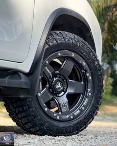 4X4 RIM RAXER Volcano V51 ONOff Road Design 18Inch