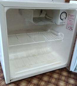 national fridge peti sejuk