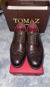 TOMAZ Men Shoes in size 43