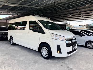 Toyota Hiace SLWB WINDOW VAN in Kota Kinabalu, SBH