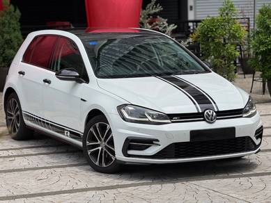 Volkswagen Golf TSI R-LINE in Butterworth, PNG