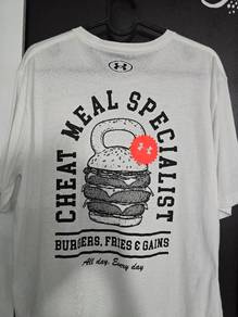 Under Armour T-shirt