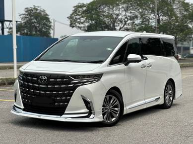 Toyota Alphard Z in Bukit Jalil, KUL