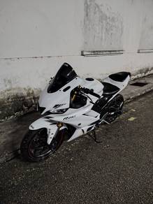 Yamaha R25