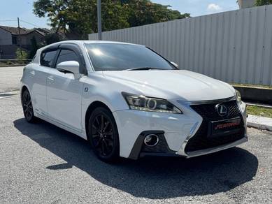 Lexus CT 200 h F-SPORT (HYBRID) in Ara Damansara, SGR
